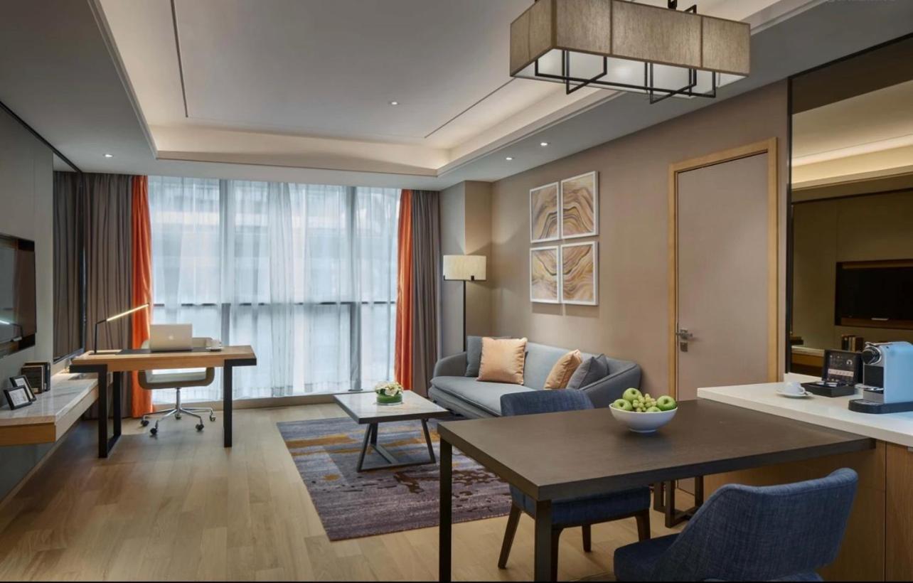 Hongqiao Primus Residence Apartment - National Exhibition Center Шанхай Екстер'єр фото